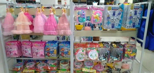 随州双夜市同日绽放，日用百货琳琅满目引客来